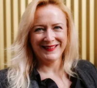 Portrait photograph of Dr. Lorraine Hope, Professor at University of Portsmouth